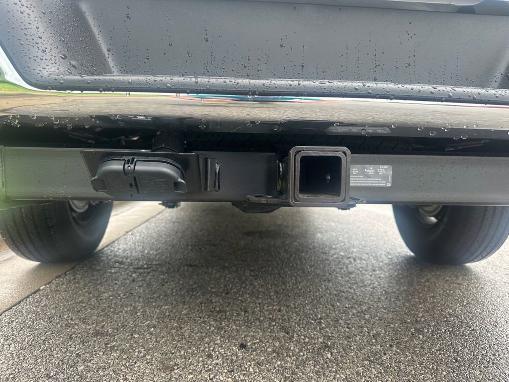 New 2025 Chevrolet Express 2500 w/ Enhanced Convenience Package image 11