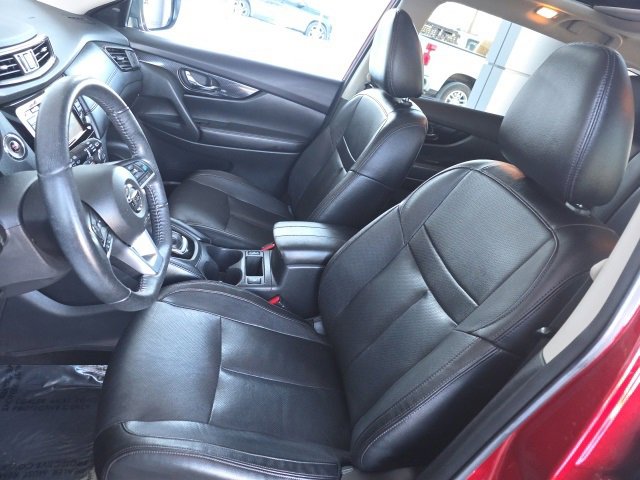 Used 2020 Nissan Rogue SL w/ Premium Package image 22