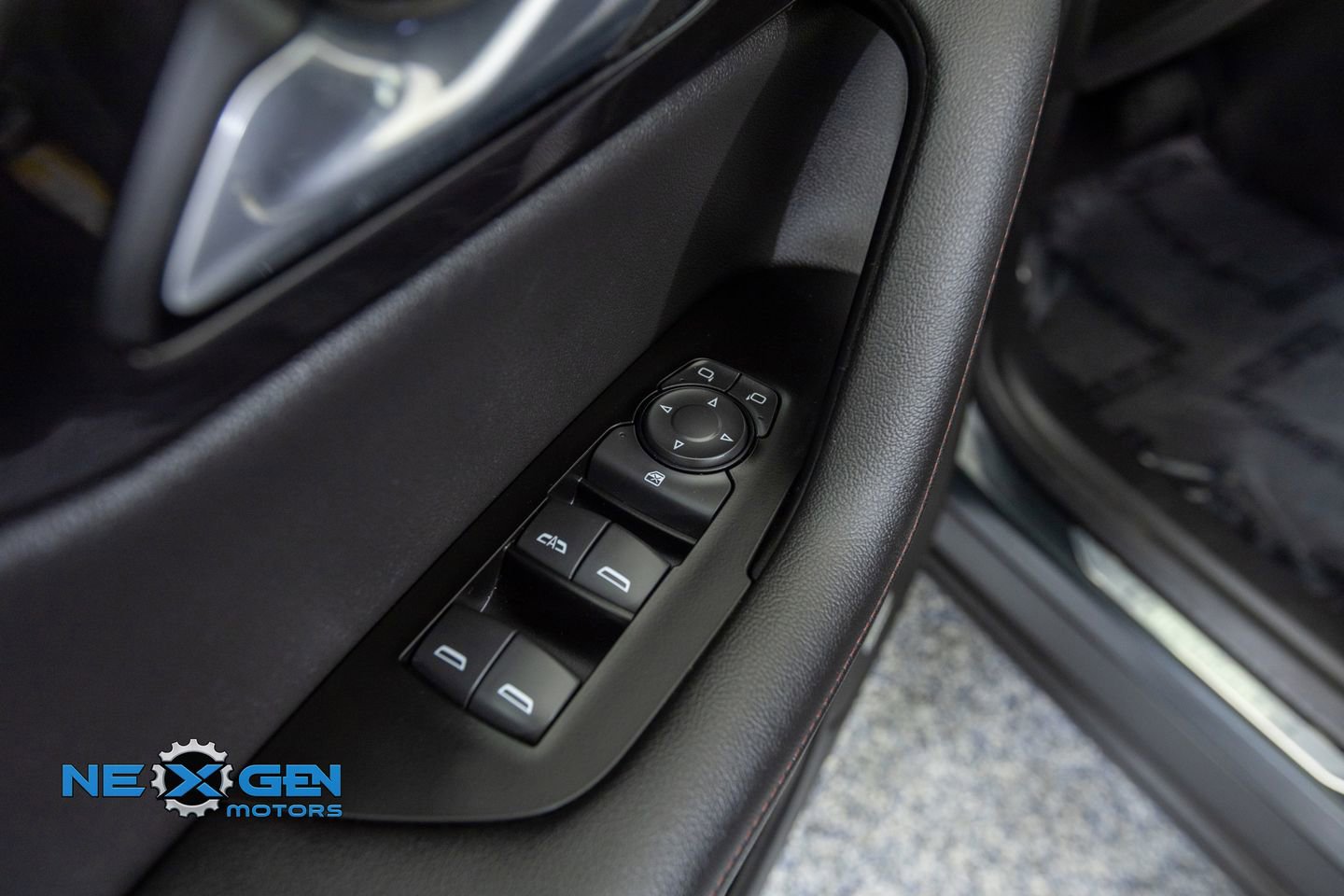 Used 2019 Chevrolet Blazer RS image 12