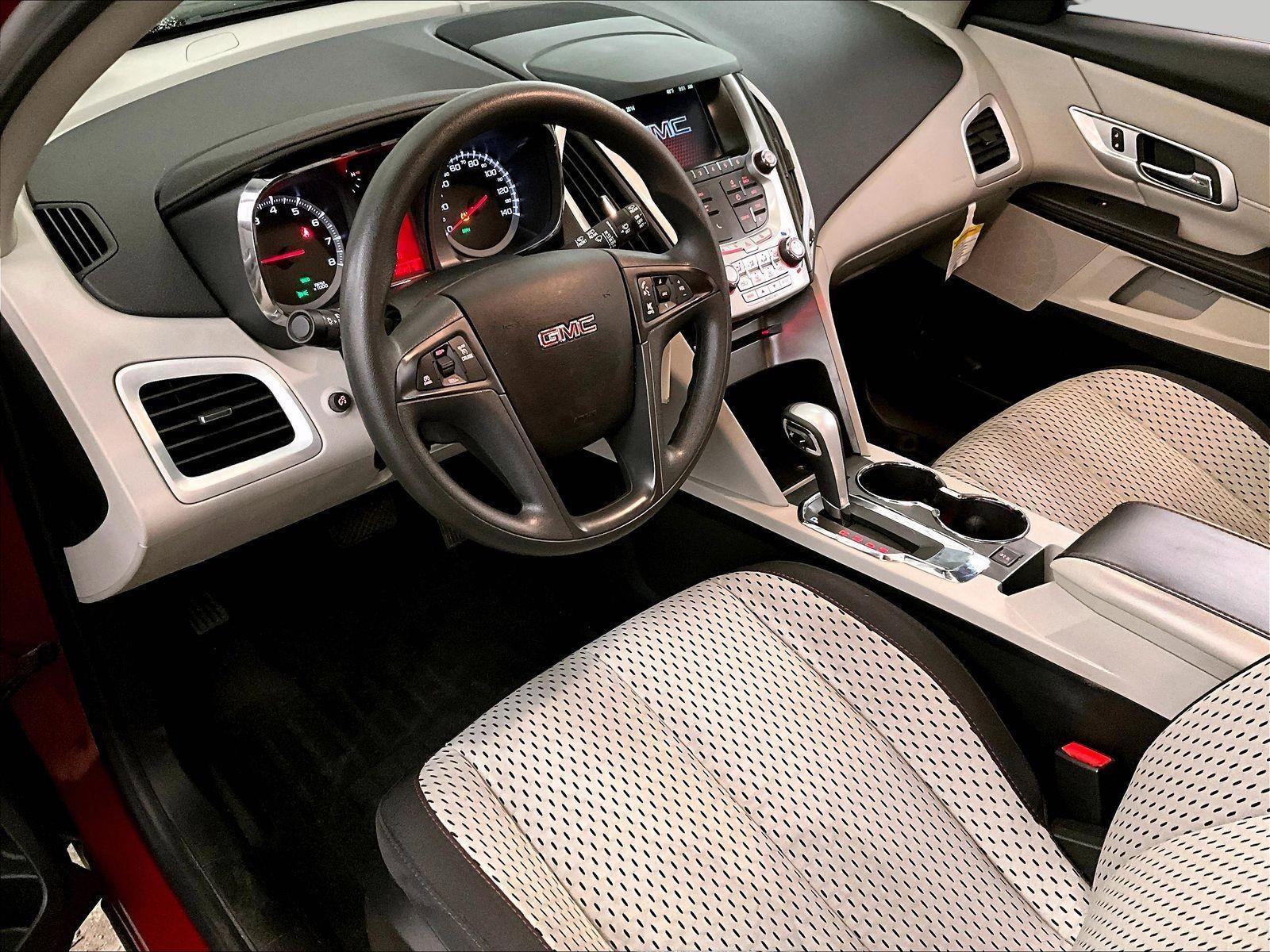 Used 2015 GMC Terrain SLE image 12