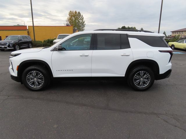 Used 2025 Chevrolet Traverse LT AWD/4WD image 4