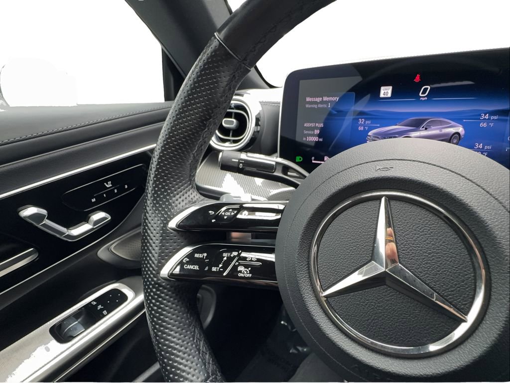 Used 2025 Mercedes-Benz CLE 300 4MATIC Coupe image 40