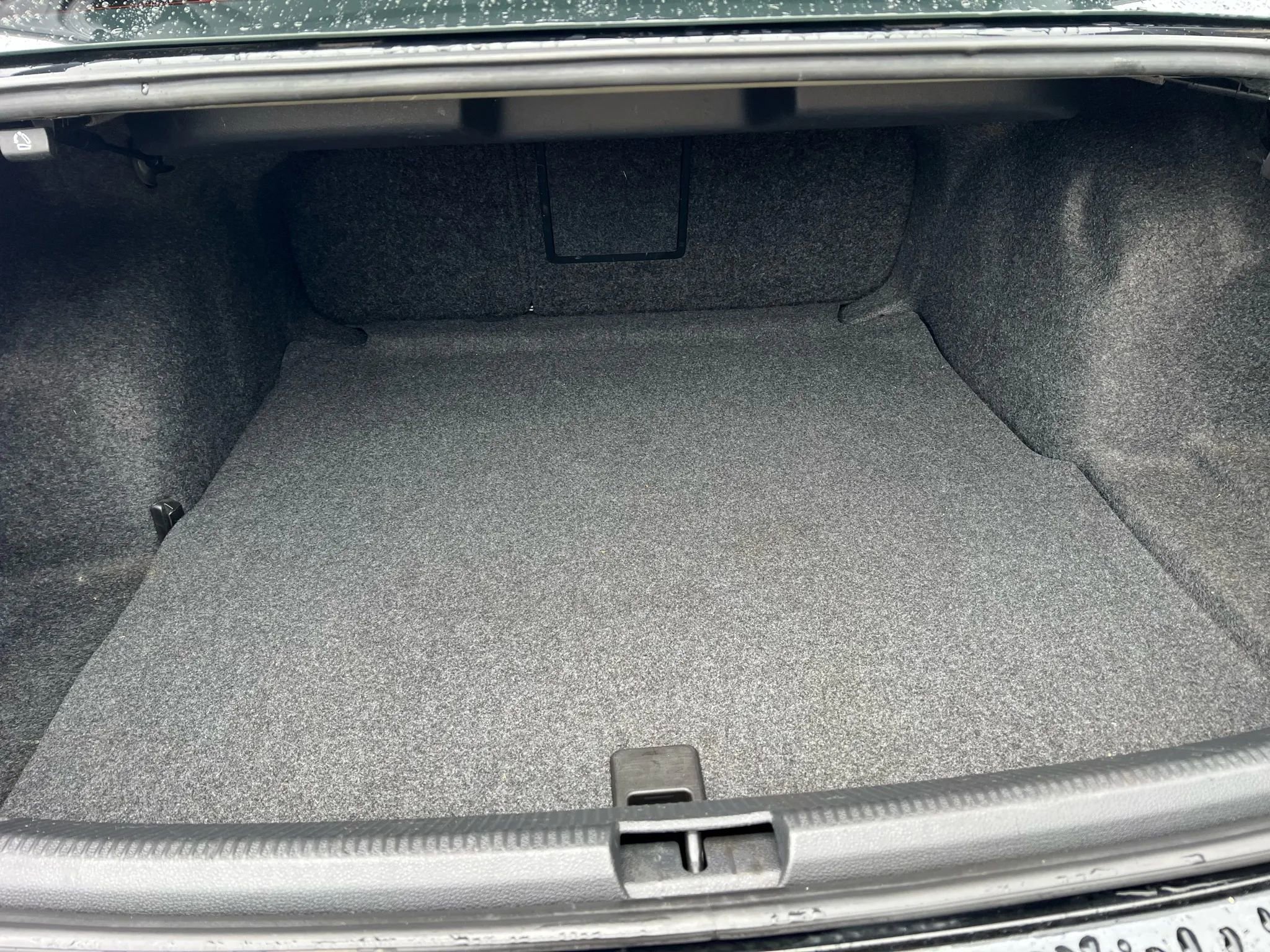 Used 2013 Volkswagen Passat 2.5 SEL Premium image 20