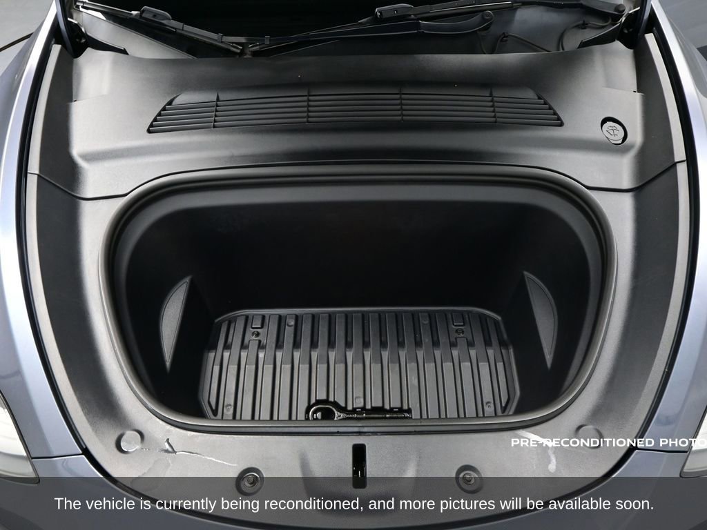 Used 2023 Tesla Model Y Long Range image 28