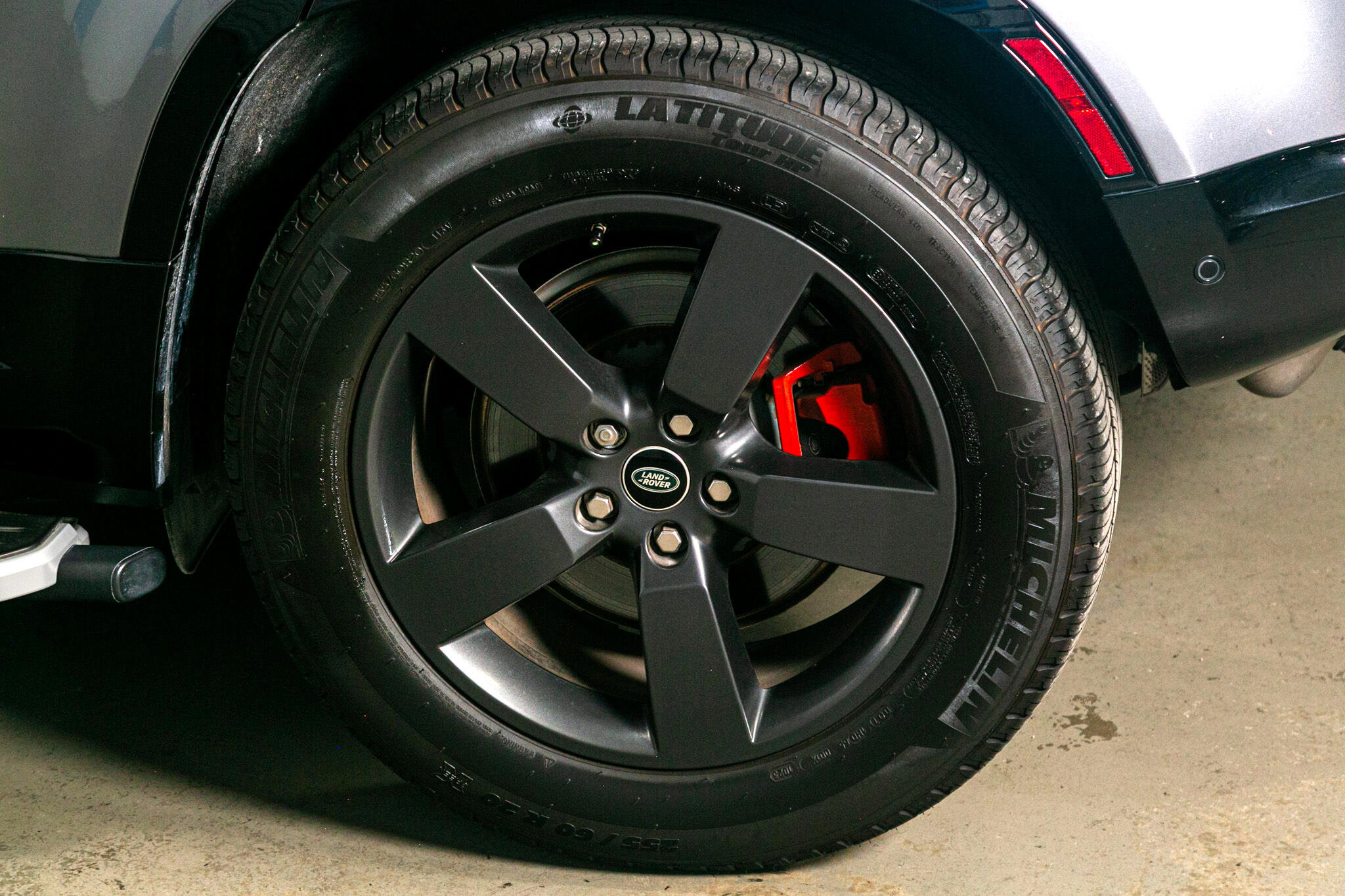 Used 2020 Land Rover Defender 110 X image 18