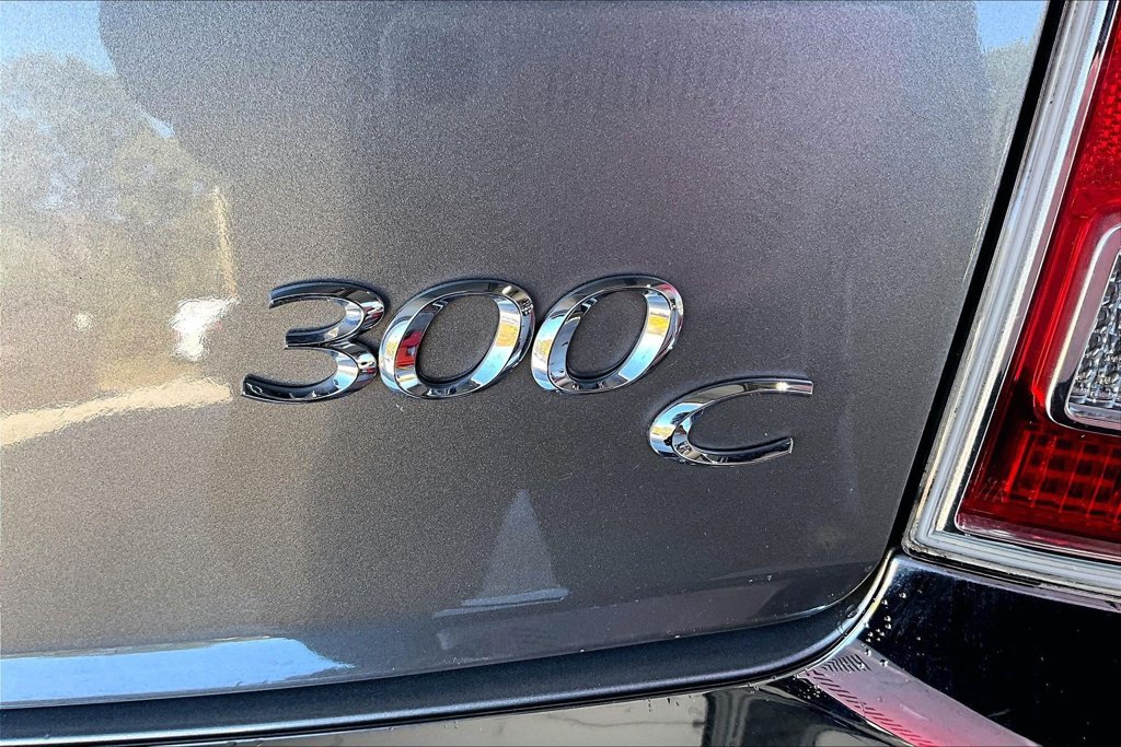 Used 2014 Chrysler 300 C w/ Beats Audio Group AWD/4WD image 23
