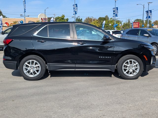 Used 2024 Chevrolet Equinox LT AWD/4WD image 3