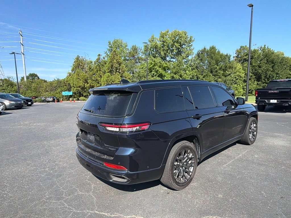 Used 2024 Jeep Grand Cherokee L Summit w/ High Altitude Package AWD/4WD image 11