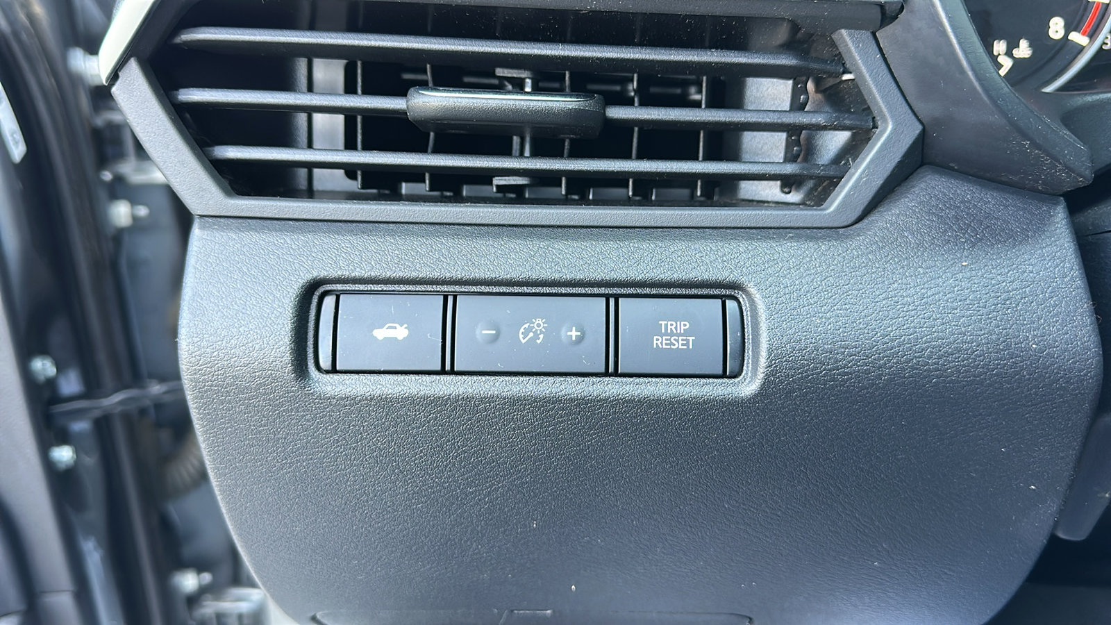 Certified 2020 Nissan Altima 2.5 SR image 15