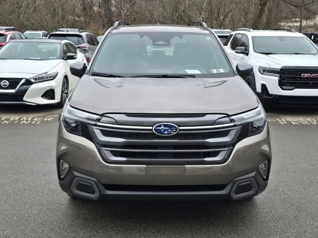 Used 2025 Subaru Forester Limited image 8