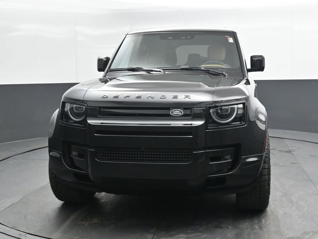 Used 2026 Land Rover Defender 110 X-Dynamic SE image 9