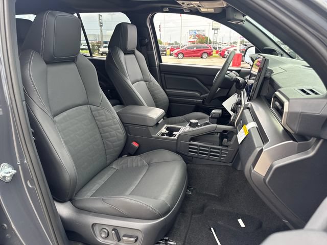 New 2026 Toyota 4Runner TRD Off-Road Premium AWD/4WD image 10