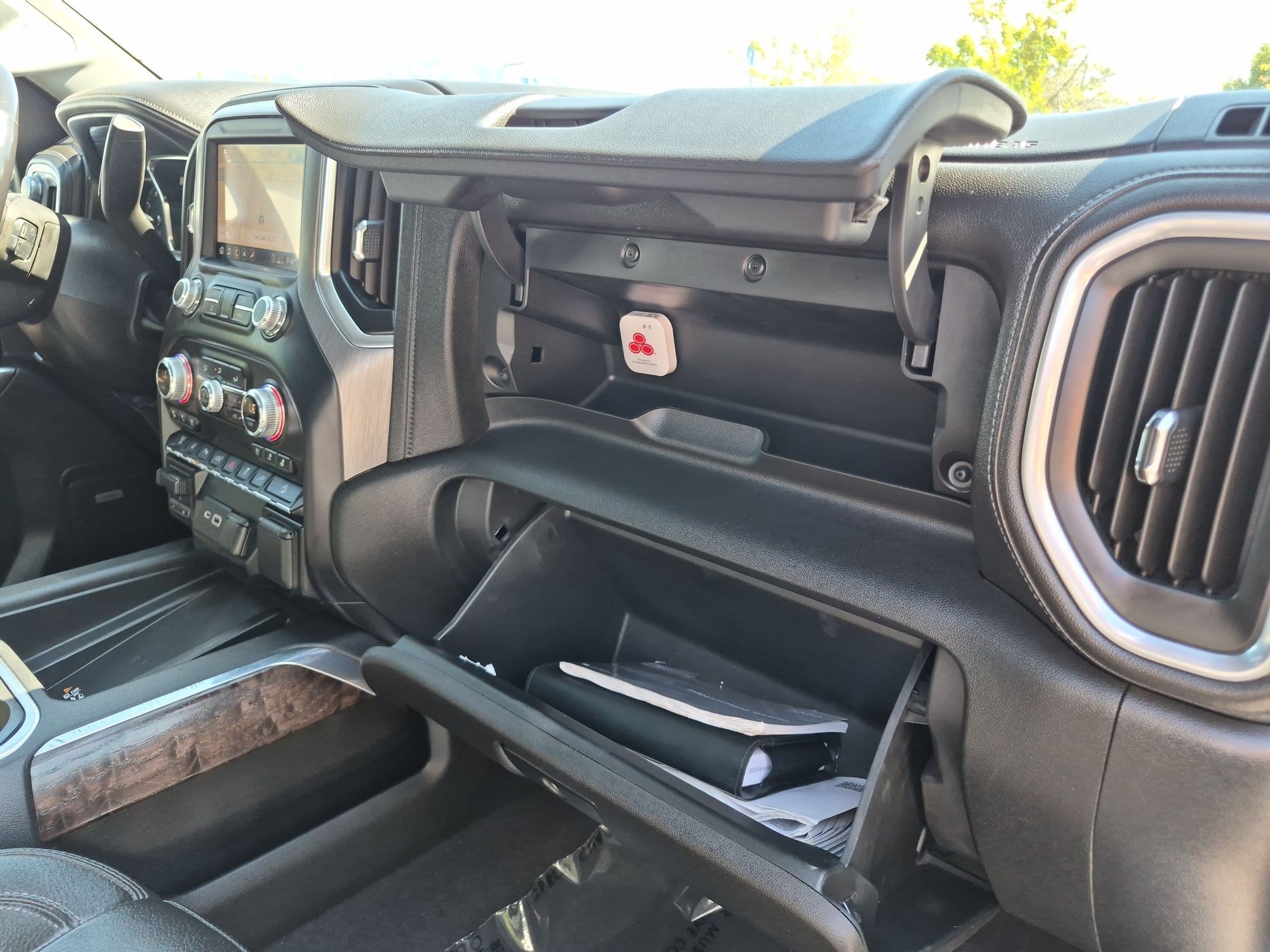 Used 2020 GMC Sierra 3500 Denali w/ Denali Ultimate Package AWD/4WD image 31