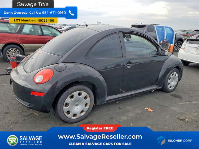 Used 2010 Volkswagen Beetle Coupe FWD image 4