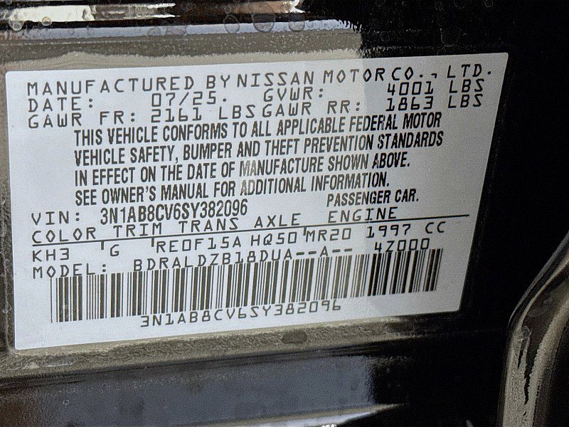 Used 2025 Nissan Sentra SV w/ Trunk Package image 29