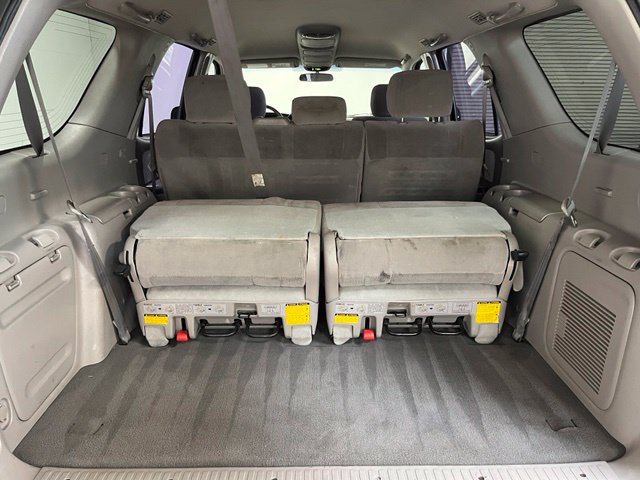 Used 2005 Toyota Sequoia SR5 RWD image 14