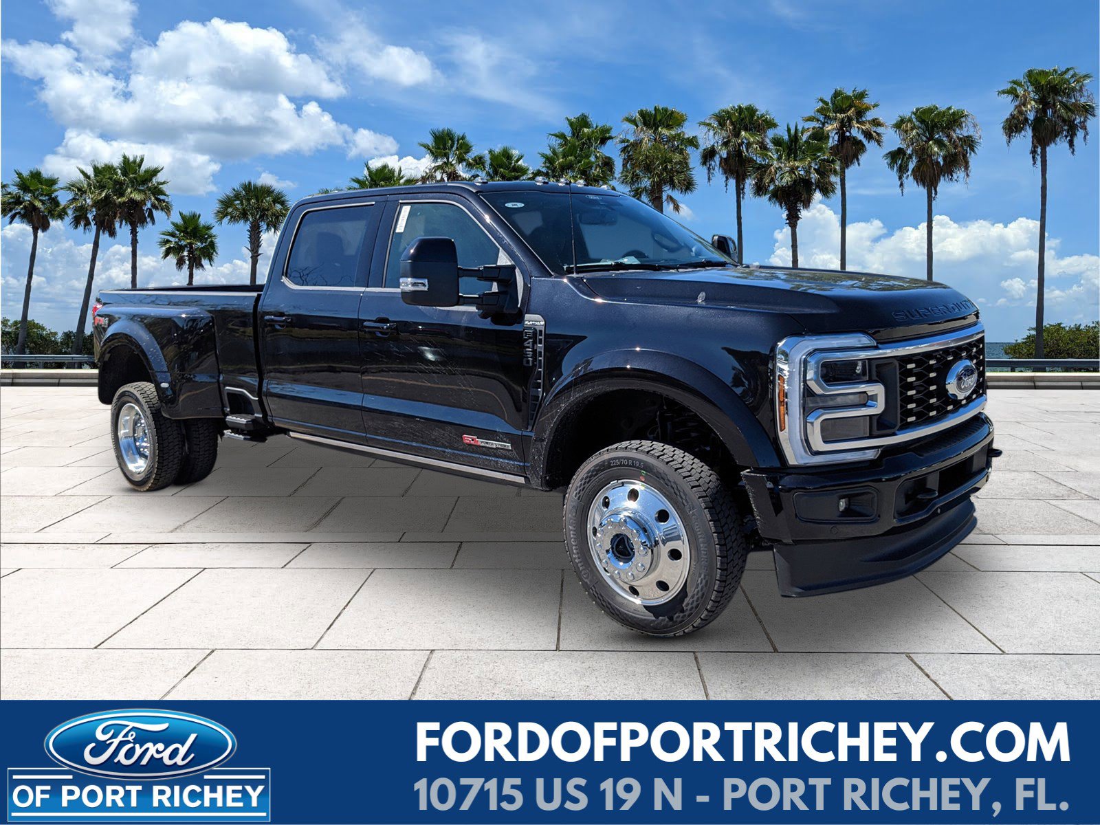 New 2026 Ford F450 Platinum w/ FX4 Off-Road Package