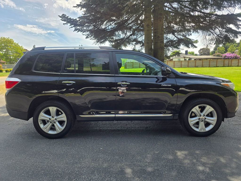 Used 2013 Toyota Highlander Limited AWD/4WD image 7
