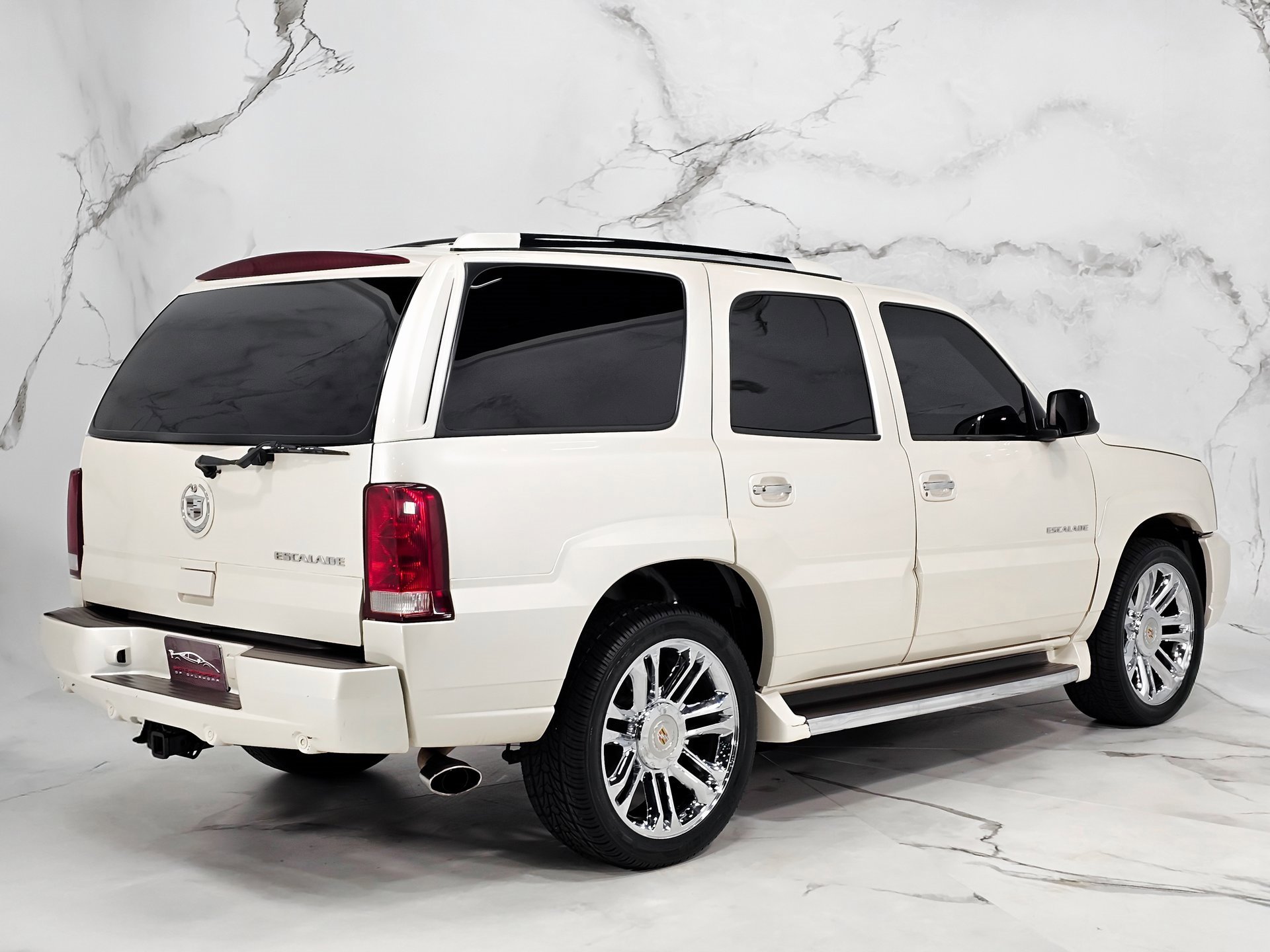 Used 2002 Cadillac Escalade AWD image 7