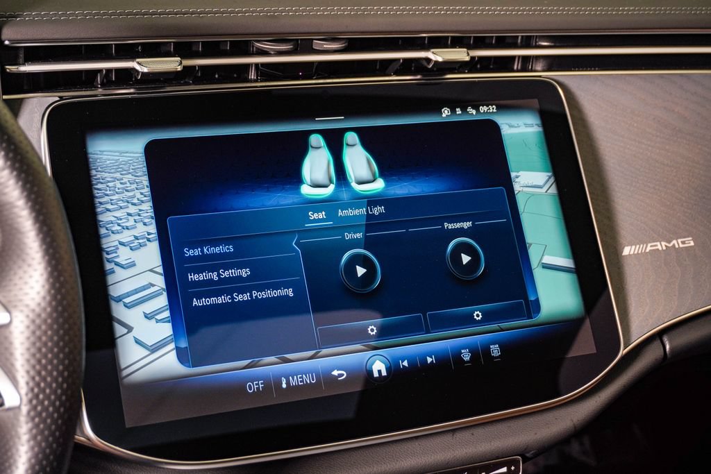 Used 2025 Mercedes-Benz E 53 AMG e 4MATIC Sedan image 32