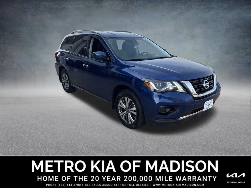 Used 2020 Nissan Pathfinder S image 8