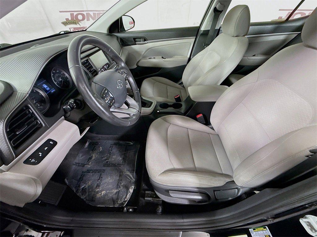 Used 2019 Hyundai Elantra Value Edition image 25