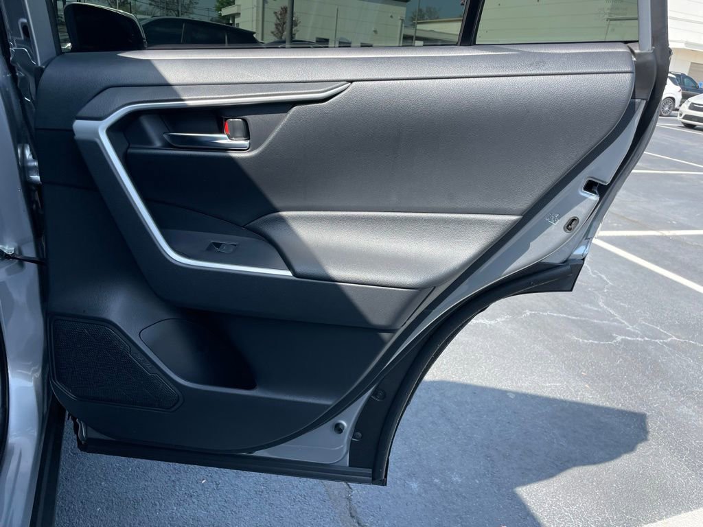 Used 2025 Toyota RAV4 XLE image 34