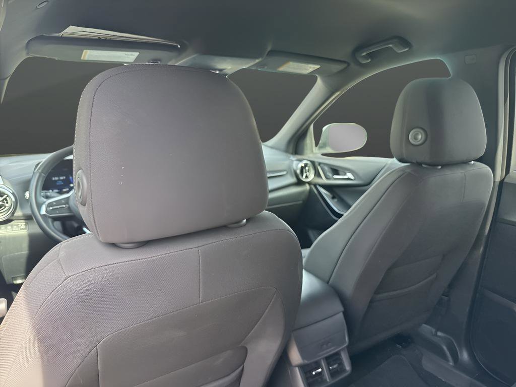 Used 2025 Chevrolet Equinox LT image 17