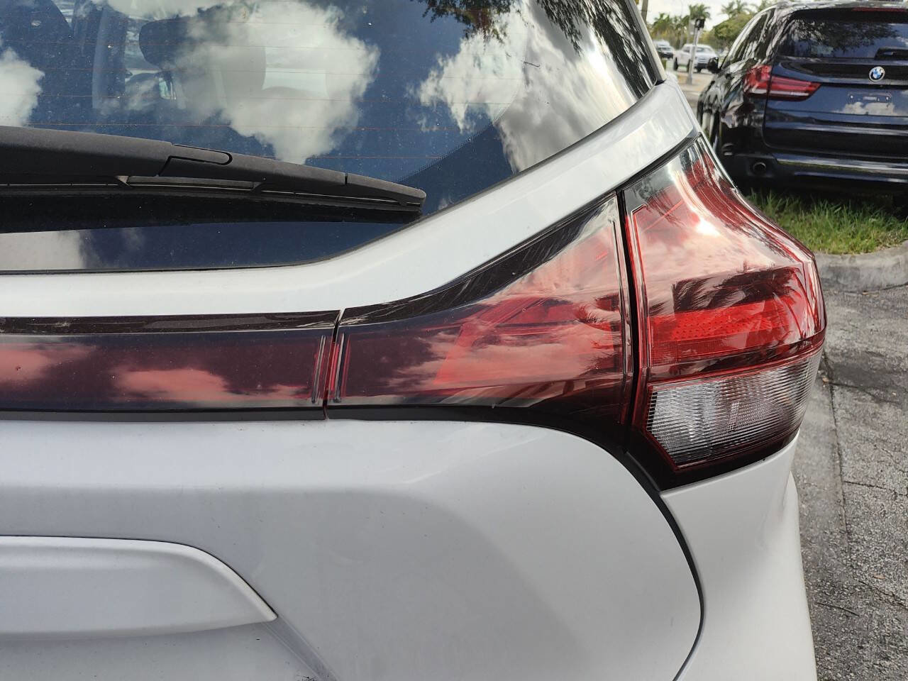 Used 2022 Nissan Kicks S FWD image 25