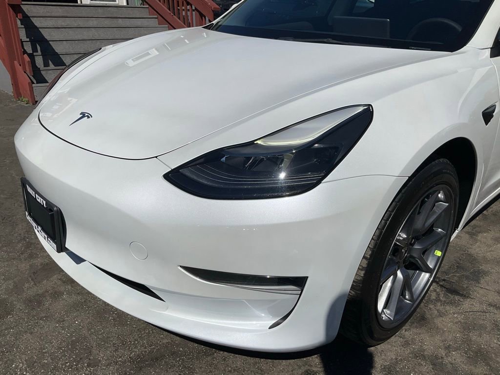 Used 2023 Tesla Model 3 Standard Range image 94