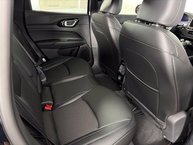New 2026 Jeep Compass Latitude AWD/4WD image 11