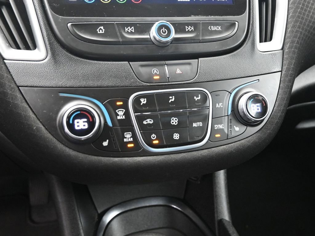 Used 2024 Chevrolet Malibu LT image 30