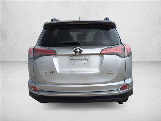 Used 2018 Toyota RAV4 LE image 6