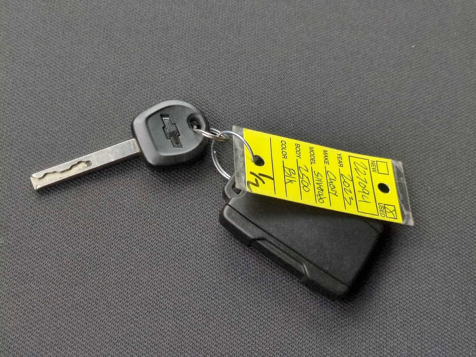 Used 2023 Chevrolet Silverado 2500 Custom w/ Custom Value Package image 31