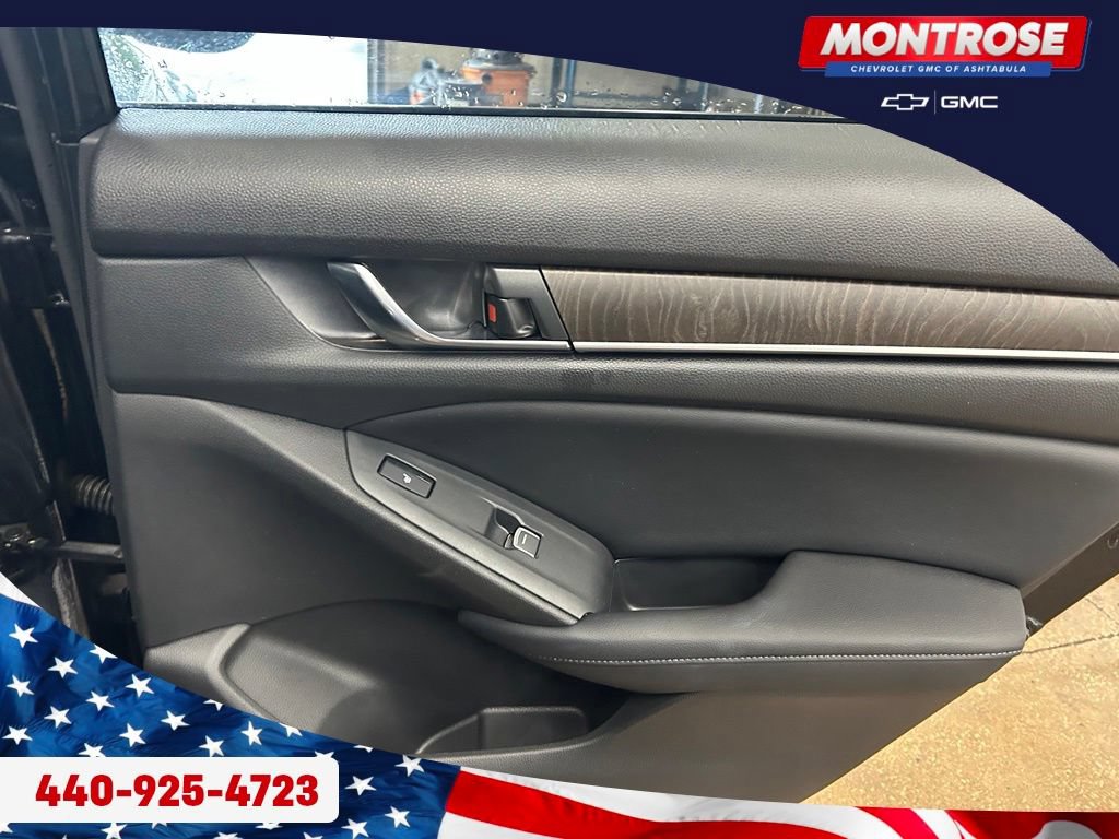 Used 2018 Honda Accord Touring image 28