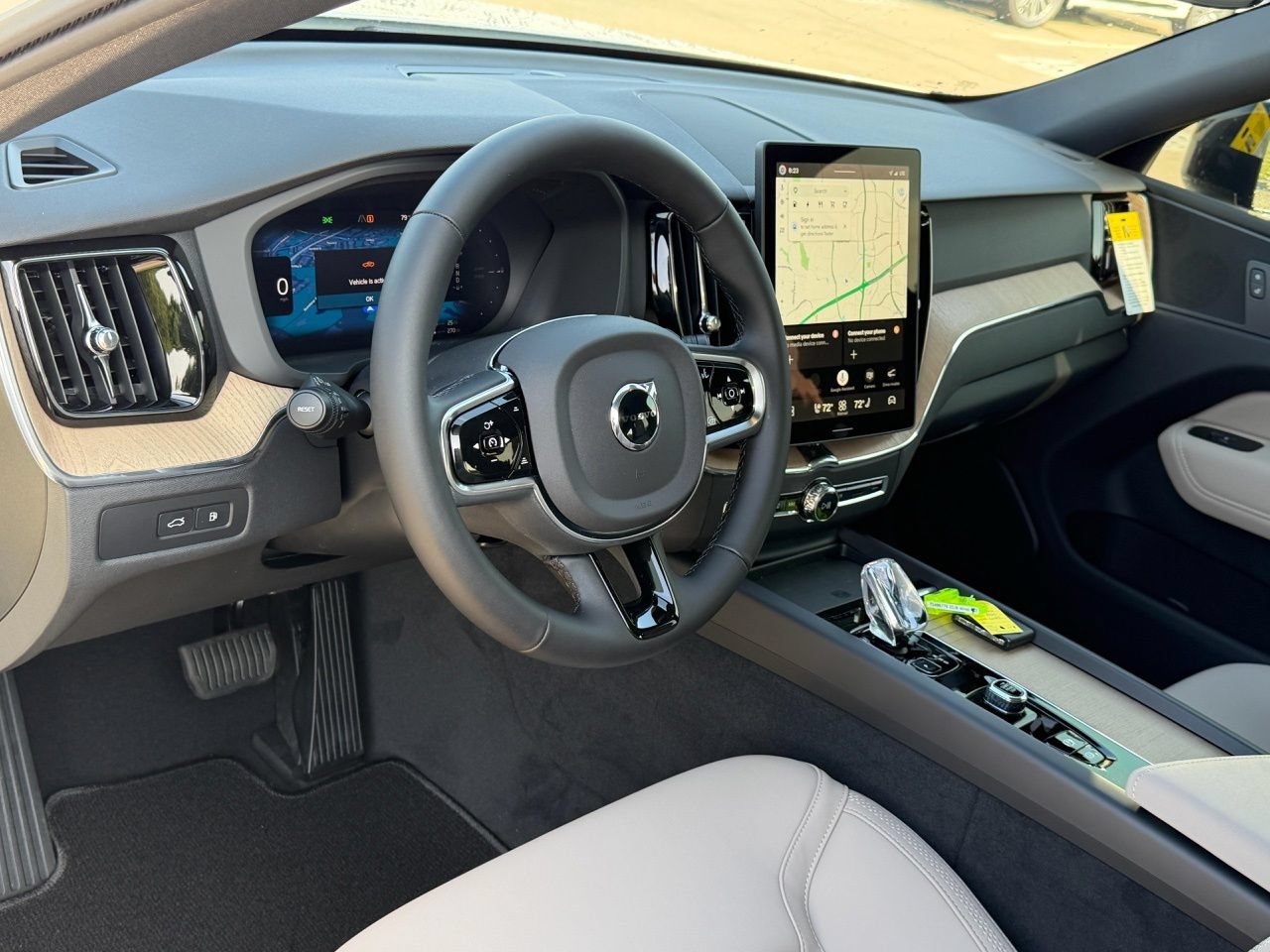 New 2026 Volvo XC60 T8 Plus w/ Climate Package AWD/4WD image 13