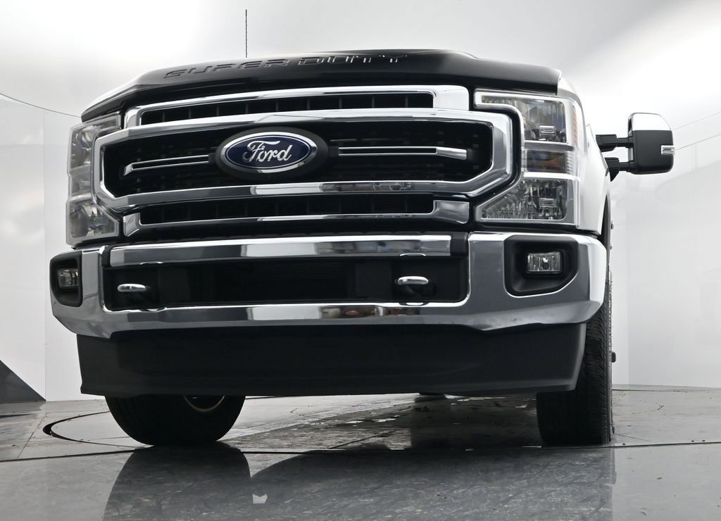 Used 2022 Ford F250 Lariat w/ Chrome Package image 47