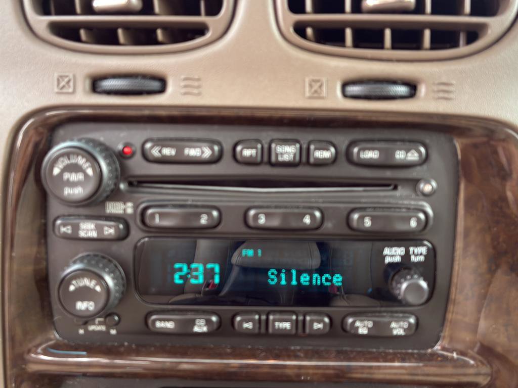 Used 2007 Buick Rainier CXL image 26