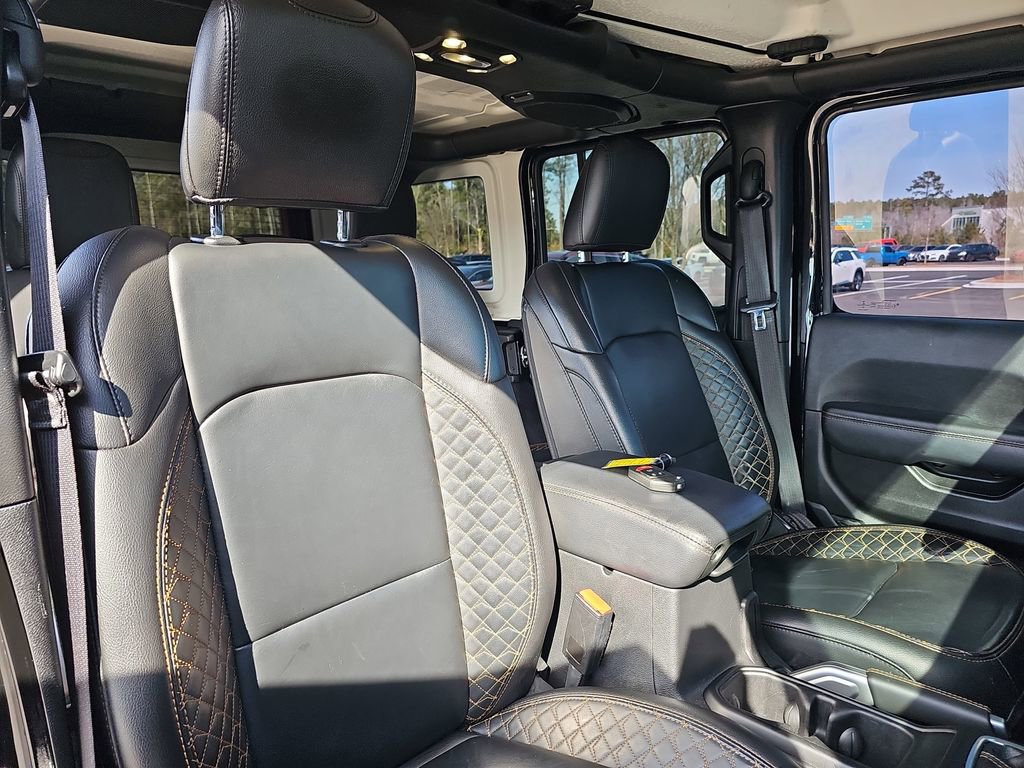 Used 2023 Jeep Wrangler Altitude image 13