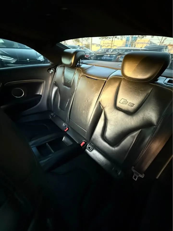 Used 2010 Audi S5 Prestige image 11