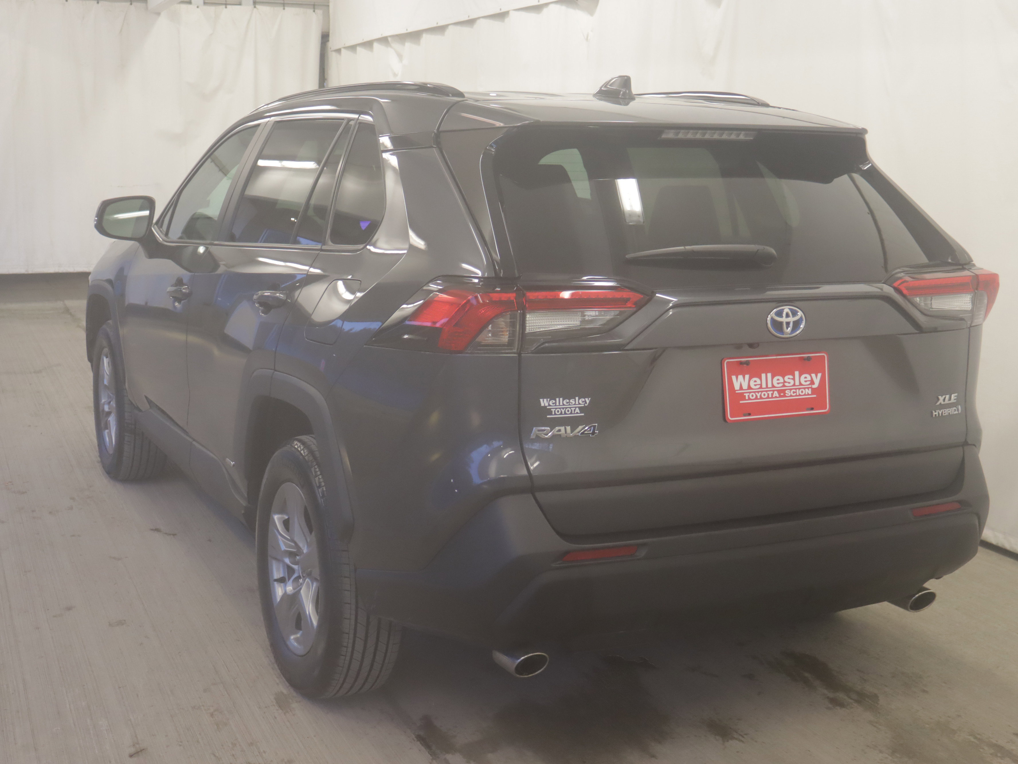 Certified 2024 Toyota RAV4 XLE w/ Convenience Package image 20