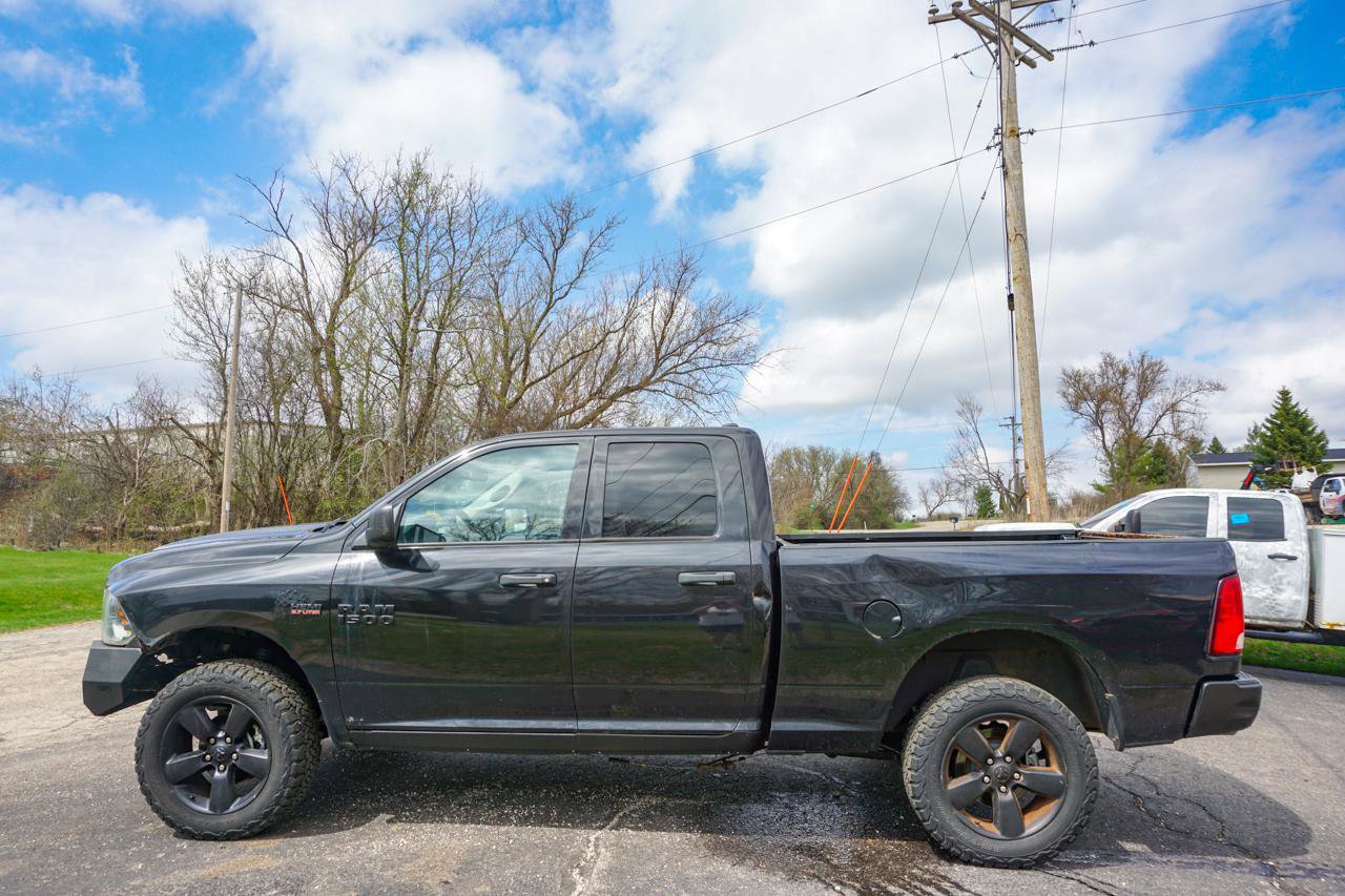 Used 2016 RAM 1500 Express w/ Black Ram 1500 Express Group AWD/4WD image 7