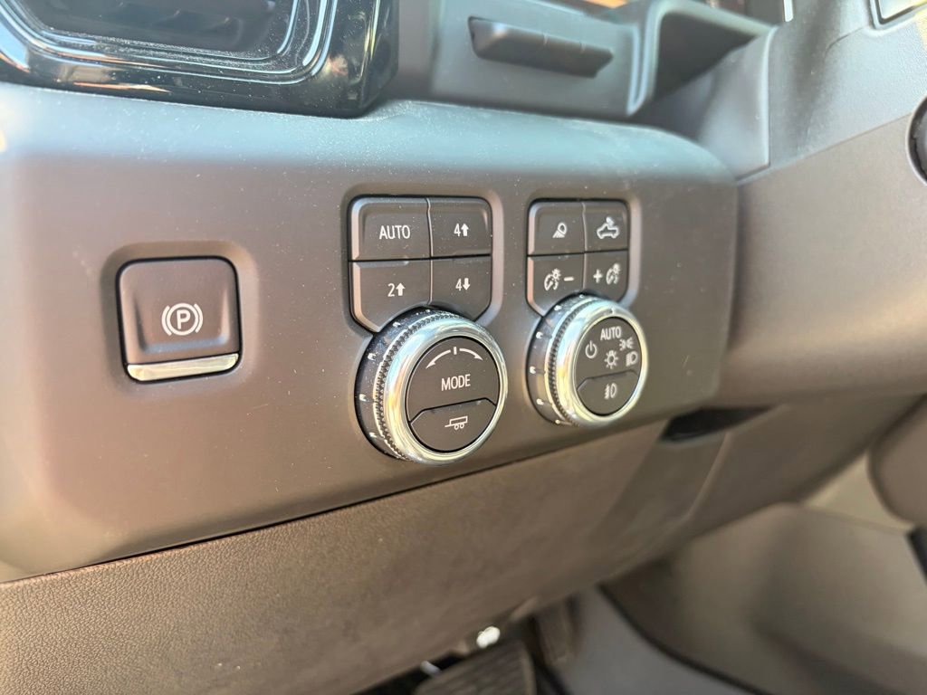 Used 2026 GMC Sierra 1500 AT4X image 17