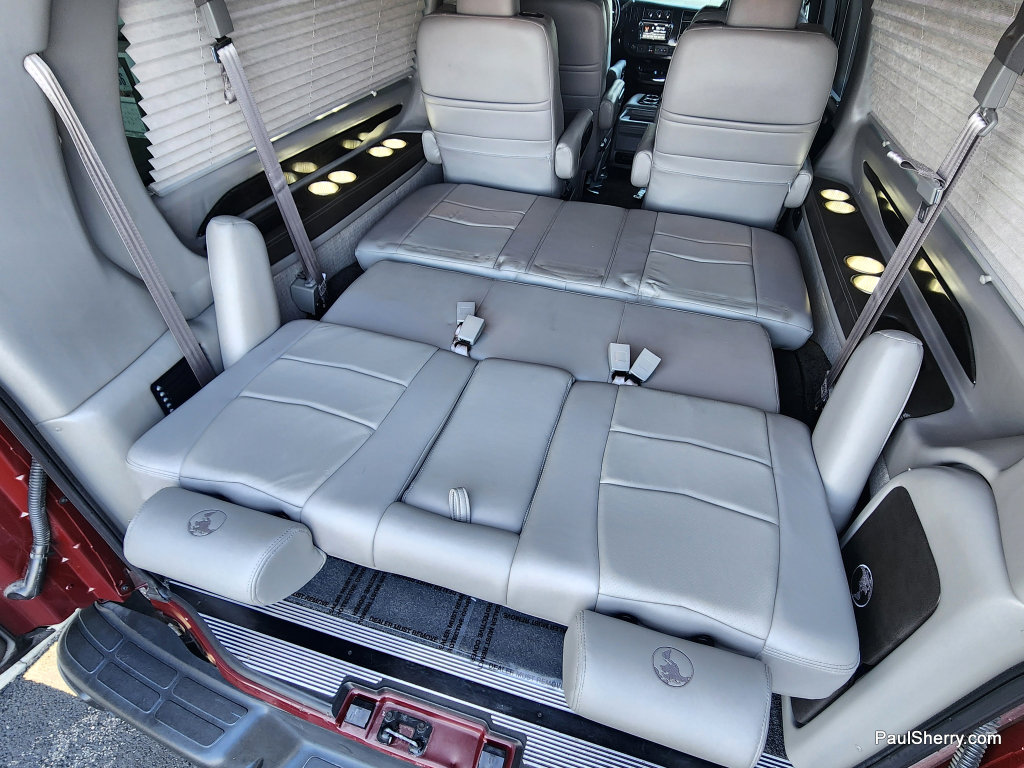 Used 2021 Chevrolet Express 3500 LS w/ Chrome Appearance Package image 21