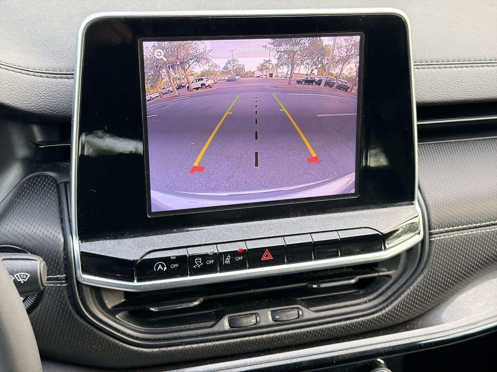 Used 2022 Jeep Compass Altitude FWD image 24