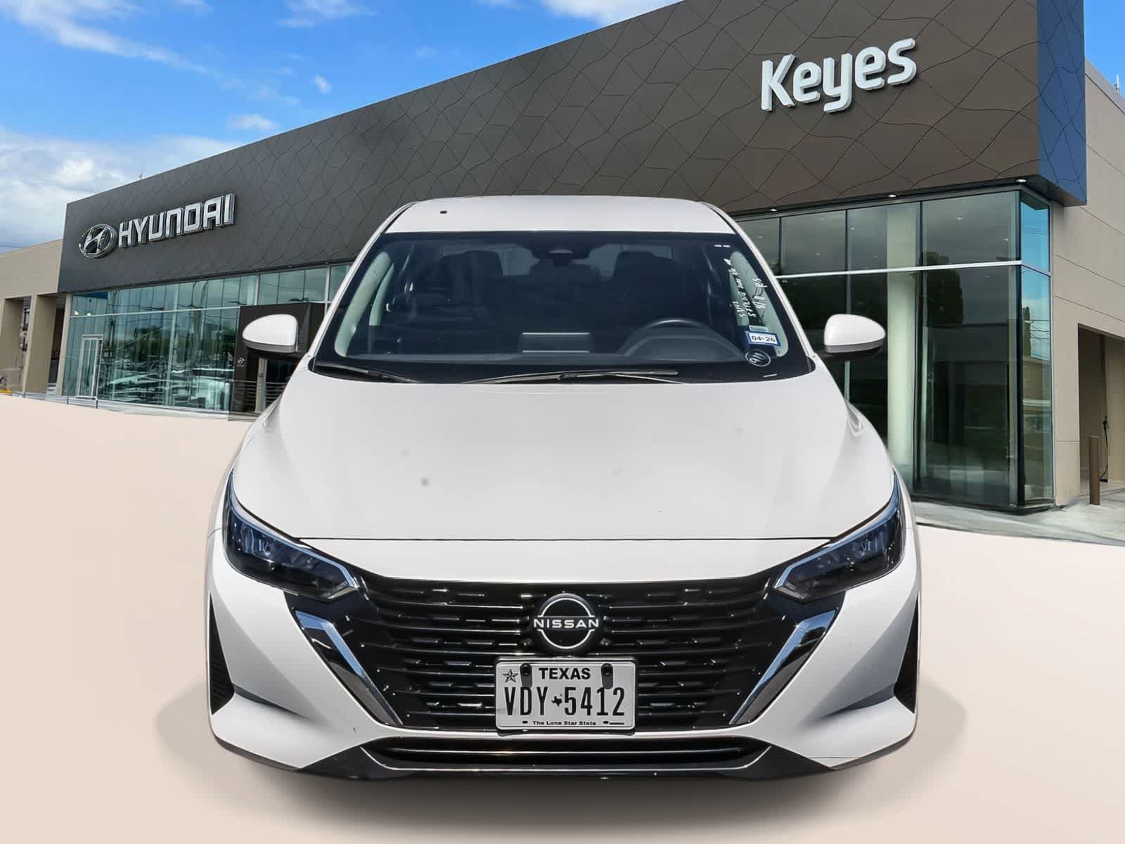 Used 2024 Nissan Sentra SV FWD image 2