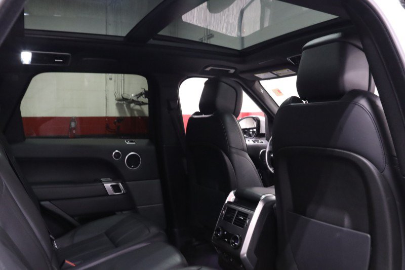 Used 2019 Land Rover Range Rover Sport HSE AWD/4WD image 48