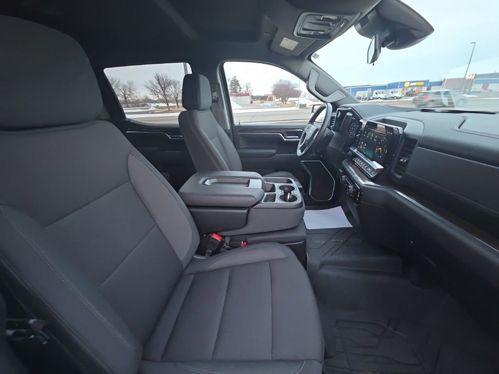 Used 2025 Chevrolet Silverado 1500 LT w/ Protection Package image 21