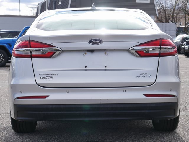 Used 2019 Ford Fusion SE image 5