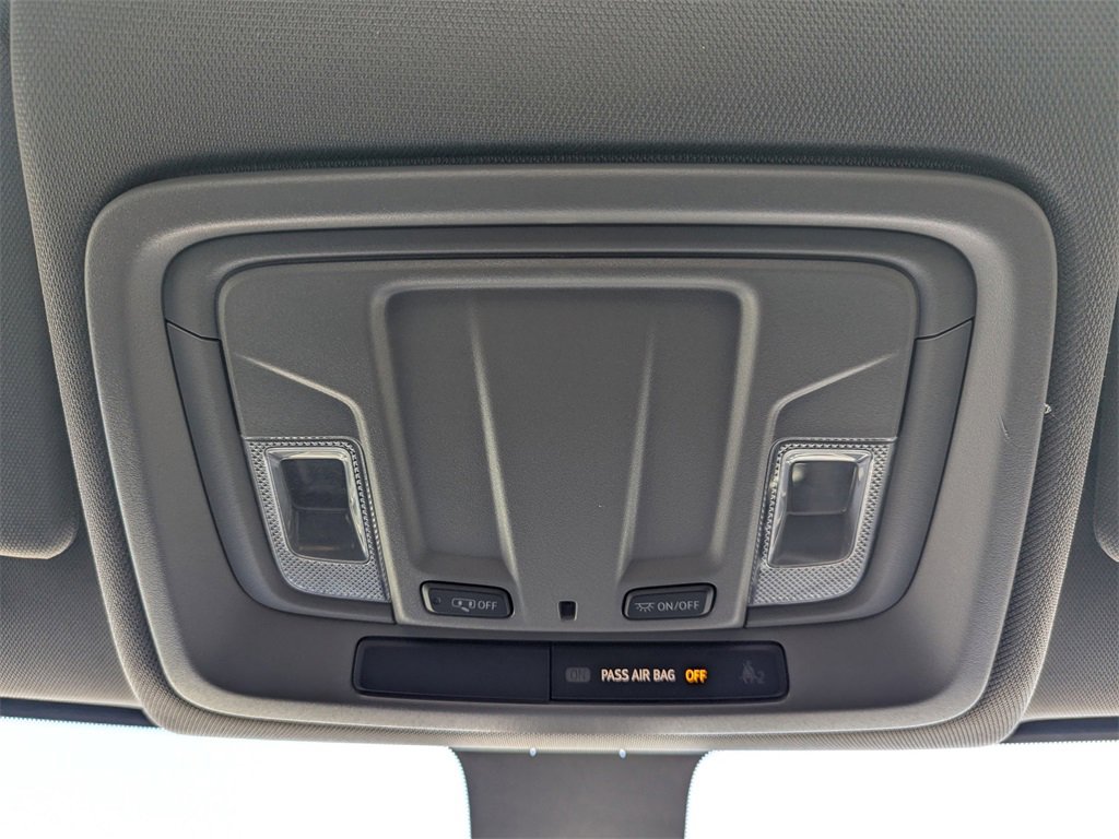 Used 2023 Chevrolet Silverado 3500 W/T image 25